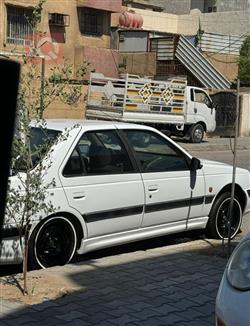 بيجو بارس